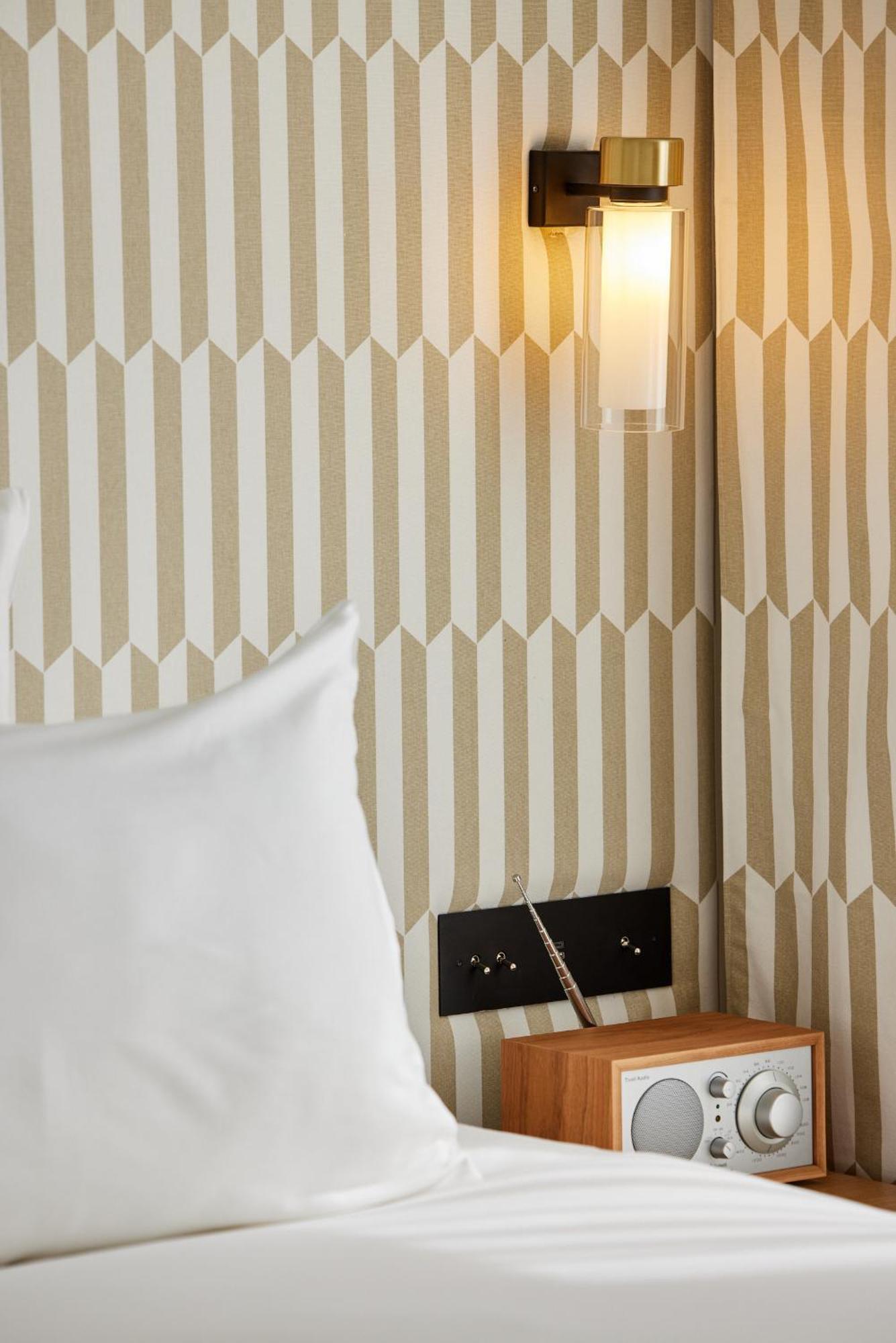 Hotel Noucha Paris Bagian luar foto